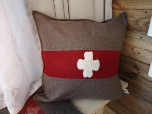 House St-George Studio Alpine with terrace and view on village