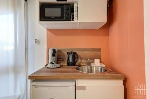 Appartements Venus - Proche A10 - 2V - Parking : photos des chambres
