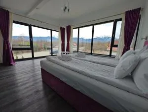 JAI GIRIDHARI - Bradu