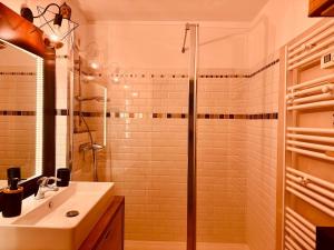 Appartements Le Longo Mai ,2 chambres, parking gratuit : photos des chambres