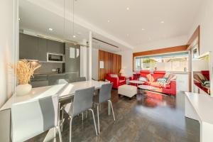 Stay Unique Apartments Eslava Pet Friendly - 4hvězdičkové hotely ve městě Sevilla