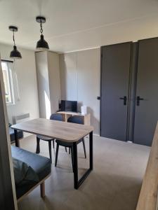 Campings Camping Les P'tites Maisons dans la Prairie : photos des chambres