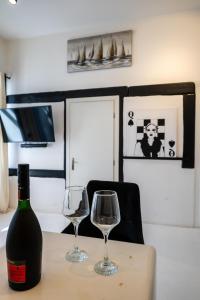 PFX Mykonos Deluxe Suite 3 brms with Sauna by ΜΡS