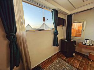 Pharaohs Pyramid Crypt