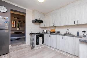 Su Casa - Stylish & Spacious Guesthouse