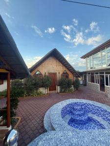 Tramonto Baywalk Beach Resort