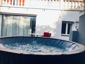 Appartements Appartement charmant a La Cadiere-d'Azur, 68 m², jacuzzi : photos des chambres