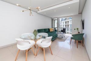 Lovely 2 bed in Claremont