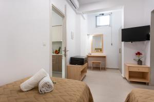 Avra 4 amazing house by the sea