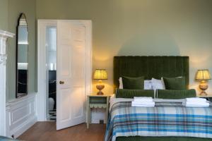 No. 53 Frederick Street