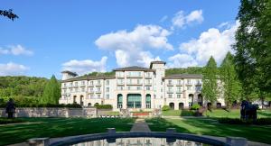 Pocheon Adonis Hotel - 3hvězdičkové hotely ve městě Pchočchon