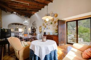 Sa Font by Rentallorca