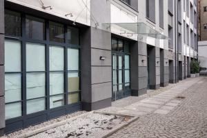 Urban Chic - Main Rail Station - Stylish Studio - K28