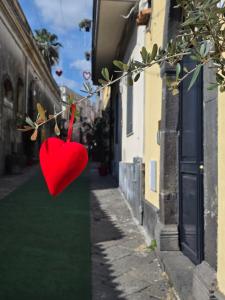 Esclusivo Cortile Duca DAosta ai piedi dellETNA