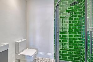 Fairhaven View by Guestz