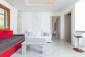 Akti Hanioti Seafront Apartment 1