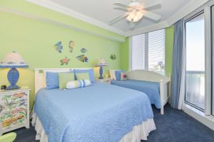 Silver Beach Towers W401
