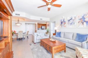 Silver Beach Towers W602