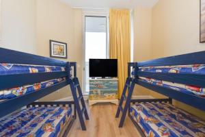 Silver Beach Towers W206