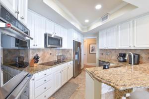 Silver Beach Towers W903