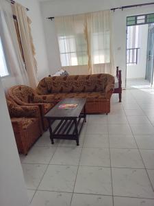 Eden Breeze Appartments