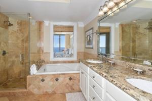 Silver Beach Towers W903