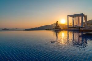 Ultra luxurious magnificent sea view villa in Kalkan Kalamar bay 2