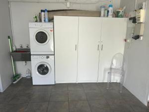 Lemon Tree Cottage a Charming 3 Bedroom Self-catering house