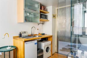 LUVI - Cicco Simonetta