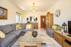 Colina Verde G - Charming 1-Bedroom Townhouse