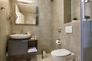 Studio Apartment with Balcony room in Arancini Residence