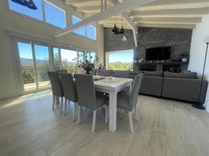 My Way, Casa de Montaña