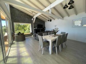 My Way, Casa de Montaña