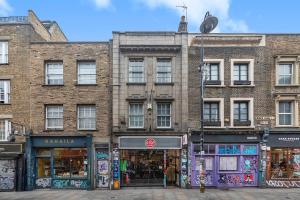 Studio Flat on Londons Famous Brick Lane - Historic Location in the Heart of Londons East End