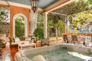 Scorpios Mansion Downtown Skala Seaside