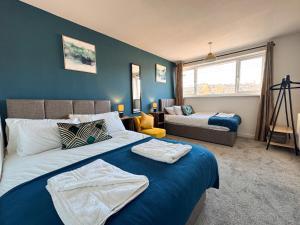 3BR Home - Private Parking - Monthly Discounts