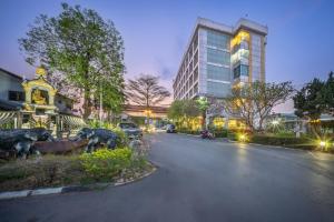 SHIN Hotel V-ONE Korat