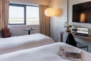 Hotels Pullman Bordeaux Lac : Suite Familiale Standard - 2 Chambres Communicantes