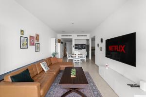 VayK - Spacious 2 Bedroom Apartment in Dubai Marina