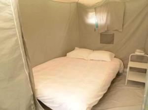Campings Camping 3 etoiles - Piscine - cbgcaia : Mobile Home 2