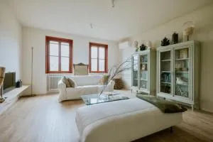 Countryside Home - Riano