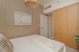 1Bedroom Apartment Oak Luxury by Blue Cloud Holidays