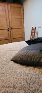 Wellness bungalow met privésauna en hot tub - Glamping aan de Maas