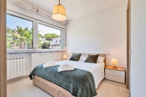 Villa Whit Terreace Sea View
