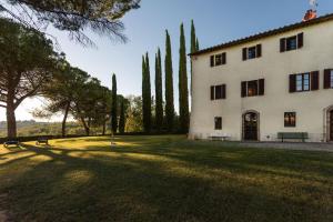 Green Hill Apartment In Tuscan Countryside