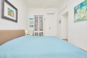 Soul Of The Old Town, Prijeko Street