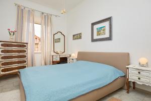 Soul Of The Old Town, Prijeko Street