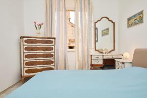 Soul Of The Old Town, Prijeko Street