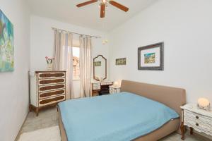 Soul Of The Old Town, Prijeko Street