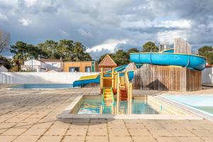 Campings Mobil Home 151 : photos des chambres